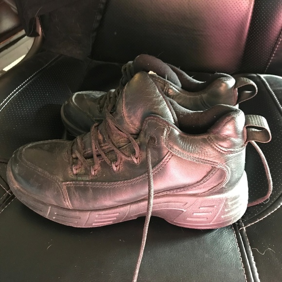 Work Shoes - Picture 2 of 5